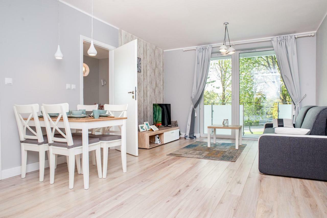 Sea-House Apartment Kolobrzeg Bagian luar foto